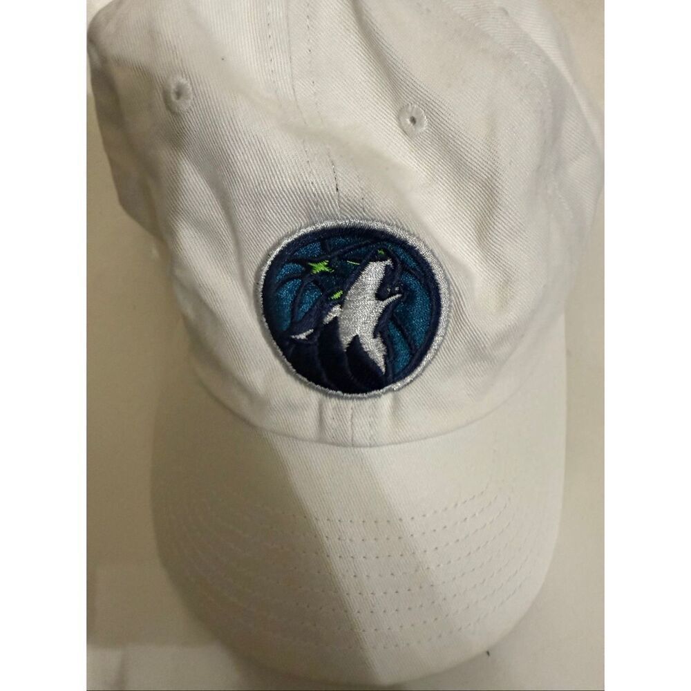 Fan Favorite Men's Minnesota Timberwolves NBA Basketball Baseball Cap White OSFA
